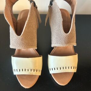 Emu Australia Tan and Cream Sandals